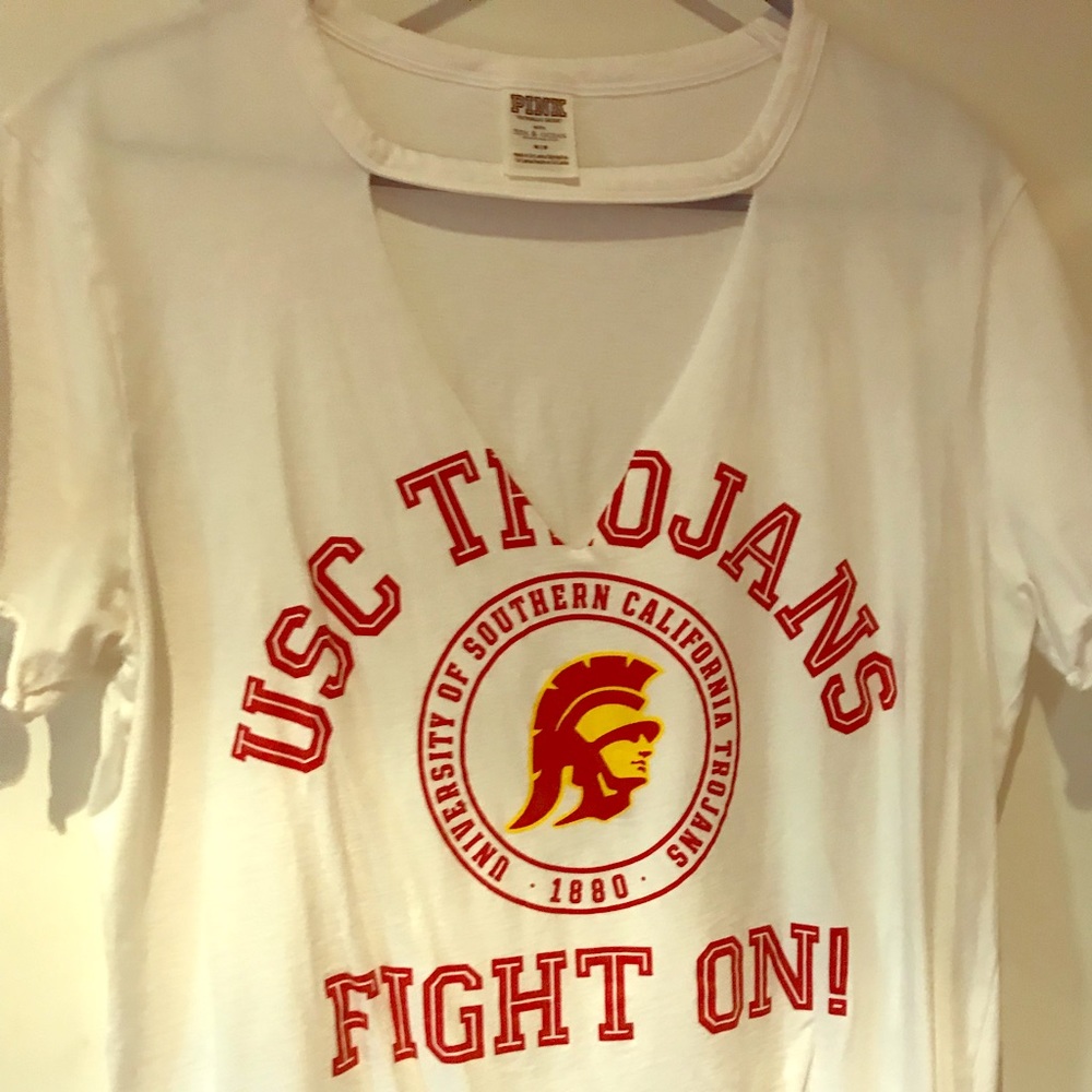 USC PINK V cutout shirt ✌🏼